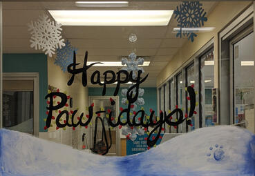 Happy Paw-idays Mural (2)